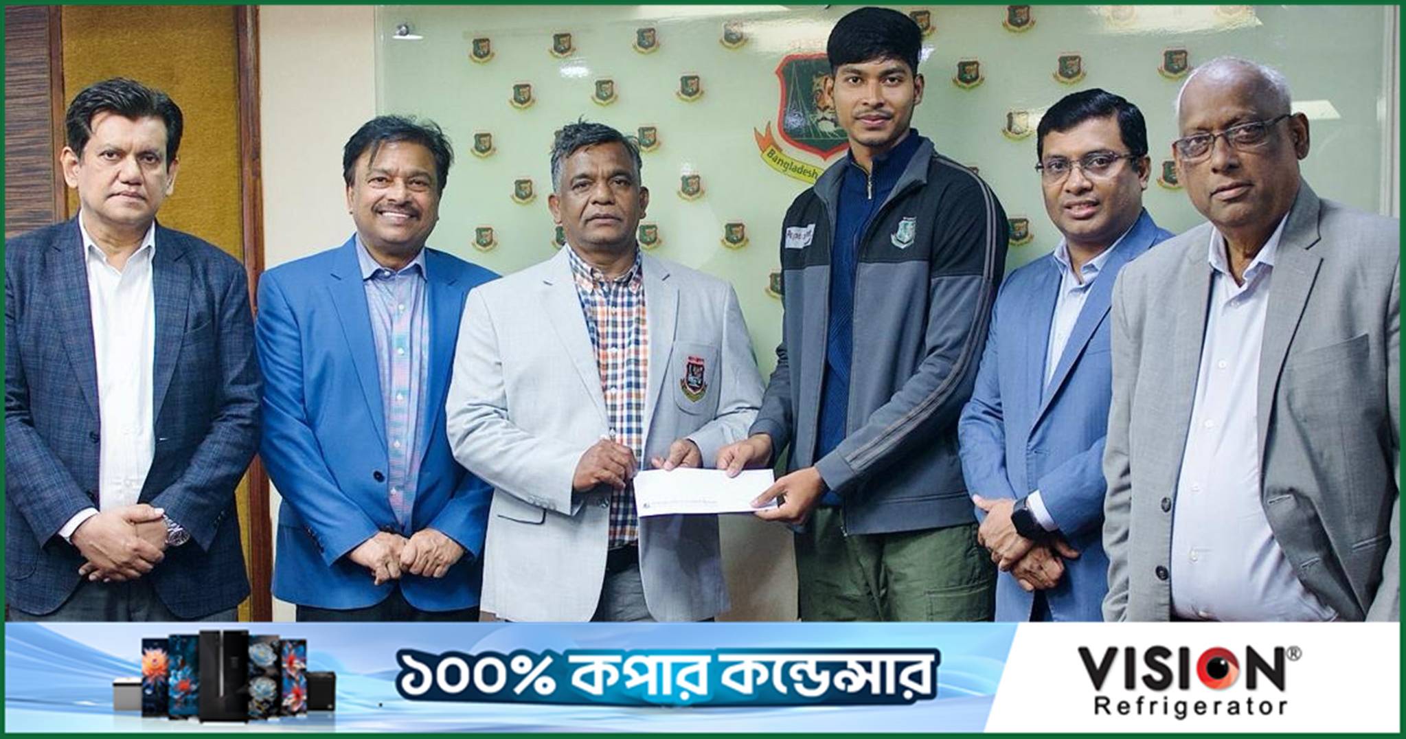 শাহীনকে ৫ লাখ টাকা সহায়তা, পাশে থাকার প্রতিশ্রুতি বিসিবি ও সতীর্থদের